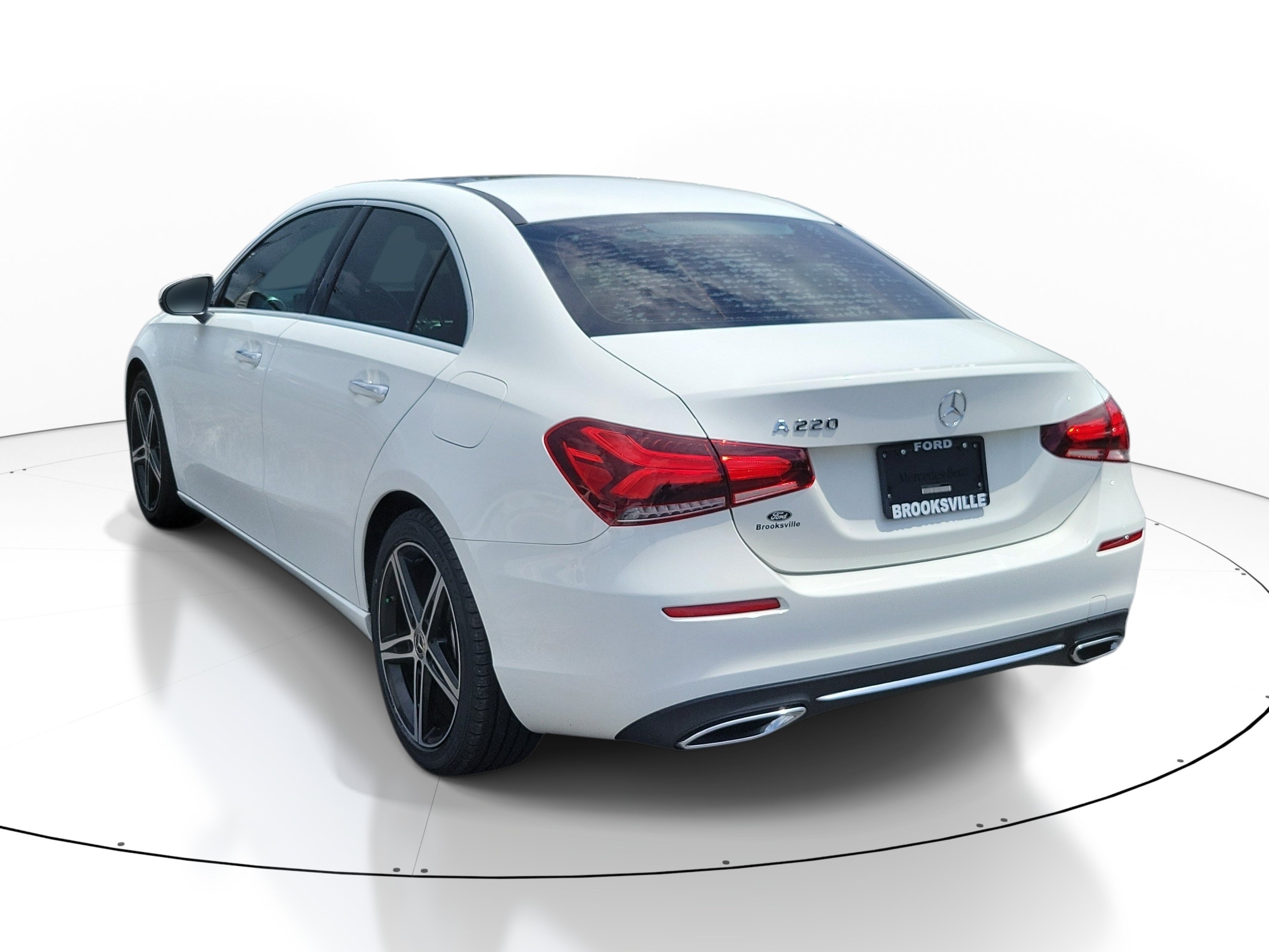 Used 2022 Mercedes-Benz A 220 image 4