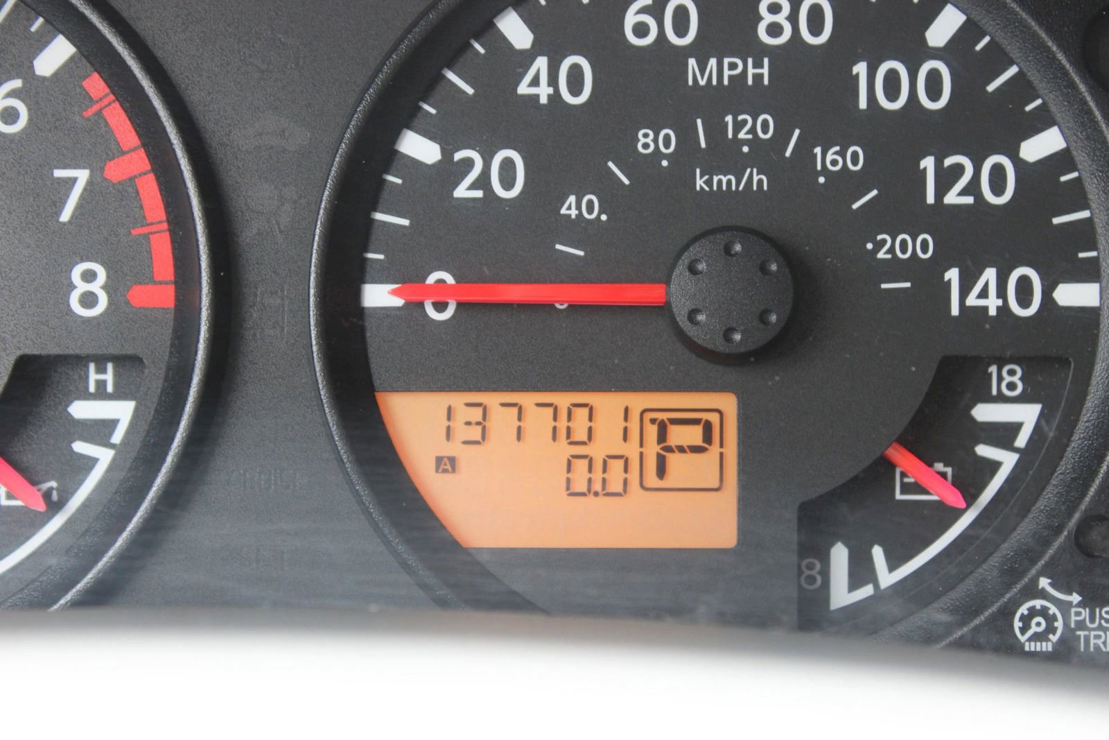 Used 2014 Nissan Frontier SV image 25