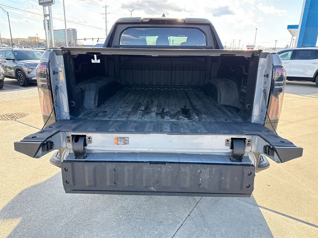 Used 2025 GMC Sierra EV Denali image 25