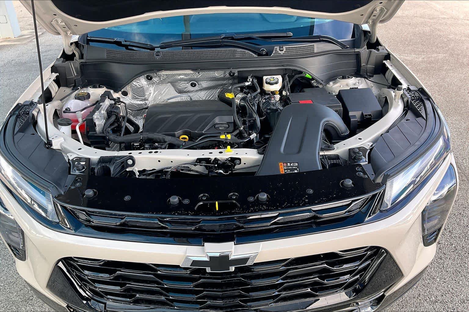 New 2026 Chevrolet Trax ACTIV w/ Driver Confidence Package FWD image 16
