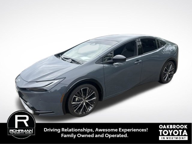 Used 2024 Toyota Prius XLE FWD image 6