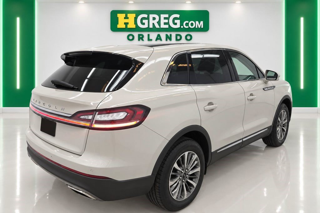 Used 2022 Lincoln Nautilus Reserve AWD/4WD image 6