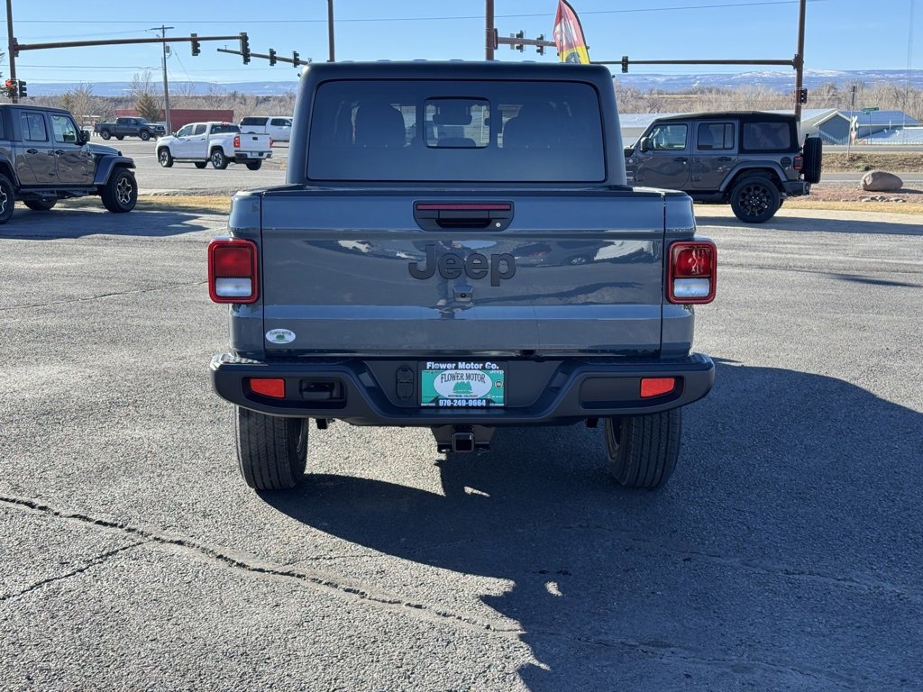 New 2025 Jeep Gladiator Sport image 6