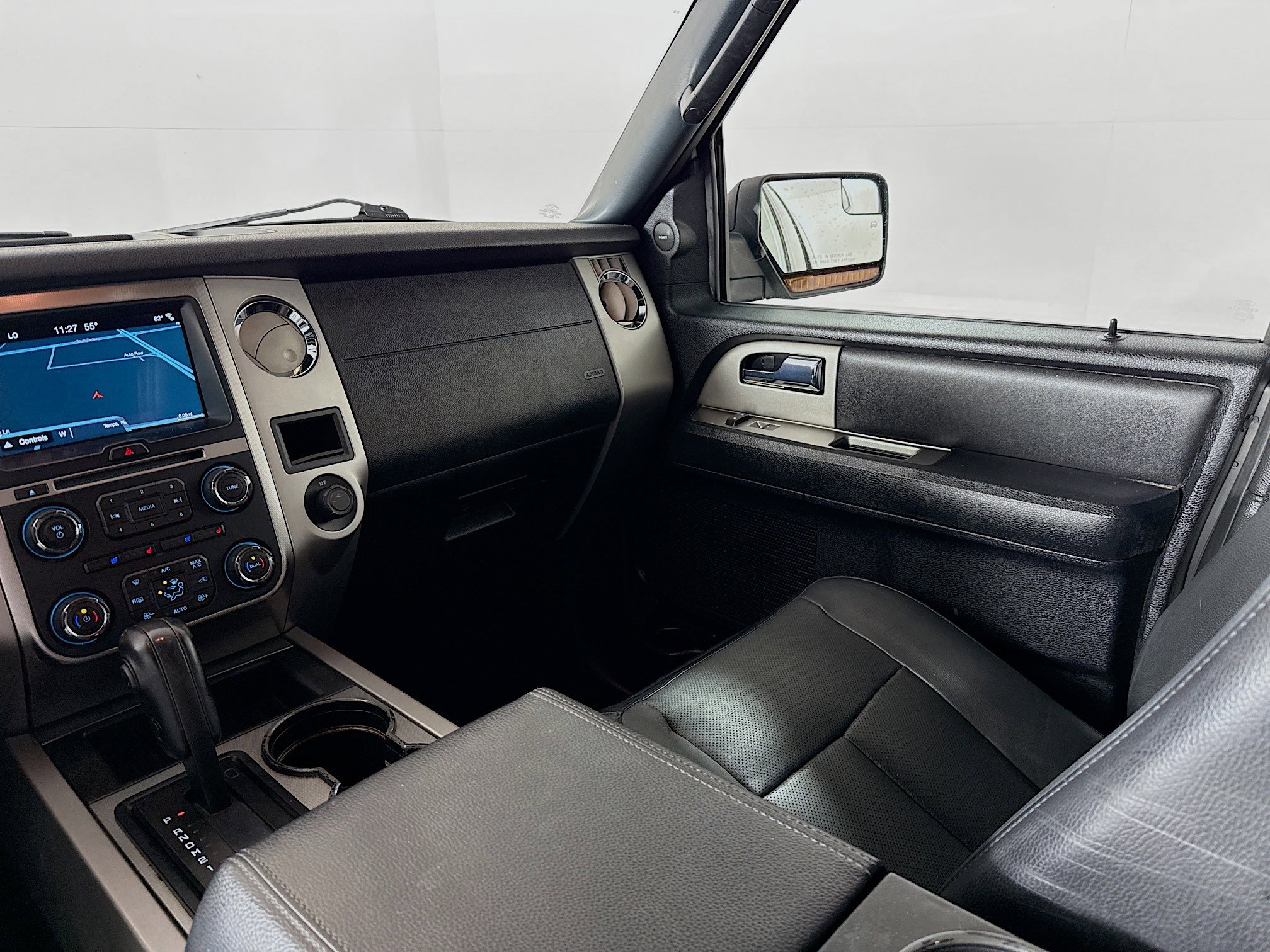 Used 2017 Ford Expedition XLT w/ Equipment Group 202A image 29