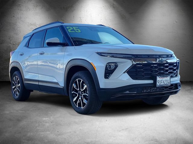 New 2025 Chevrolet TrailBlazer ACTIV w/ Convenience Package AWD/4WD image 2