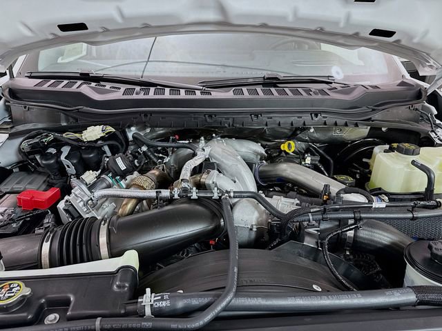 New 2025 Ford F250 Lariat w/ Lariat Ultimate Package image 32