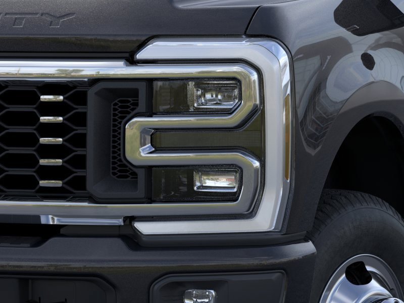 New 2026 Ford F350 4x4 Crew Cab DRW Super Duty image 18