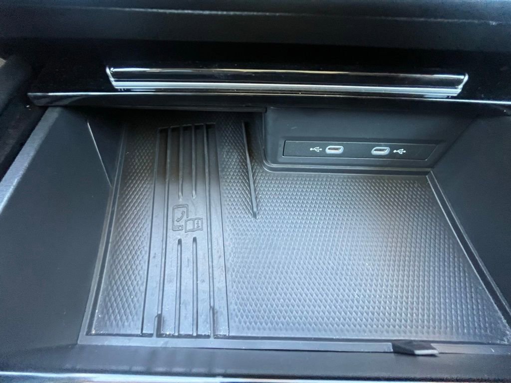 Certified 2025 Volkswagen Atlas SEL image 12