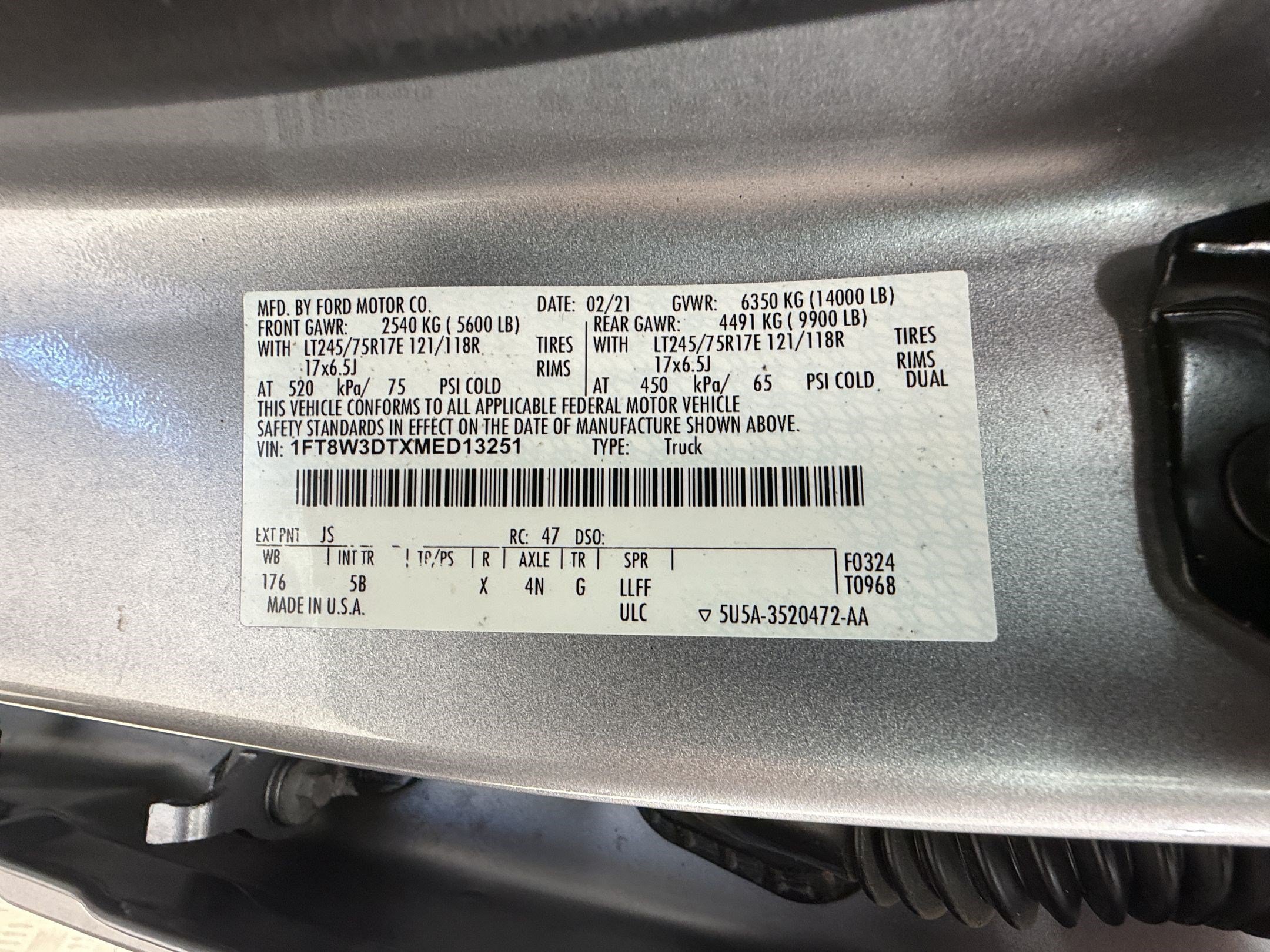 Used 2021 Ford F350 Lariat w/ Lariat Ultimate Package AWD/4WD image 26