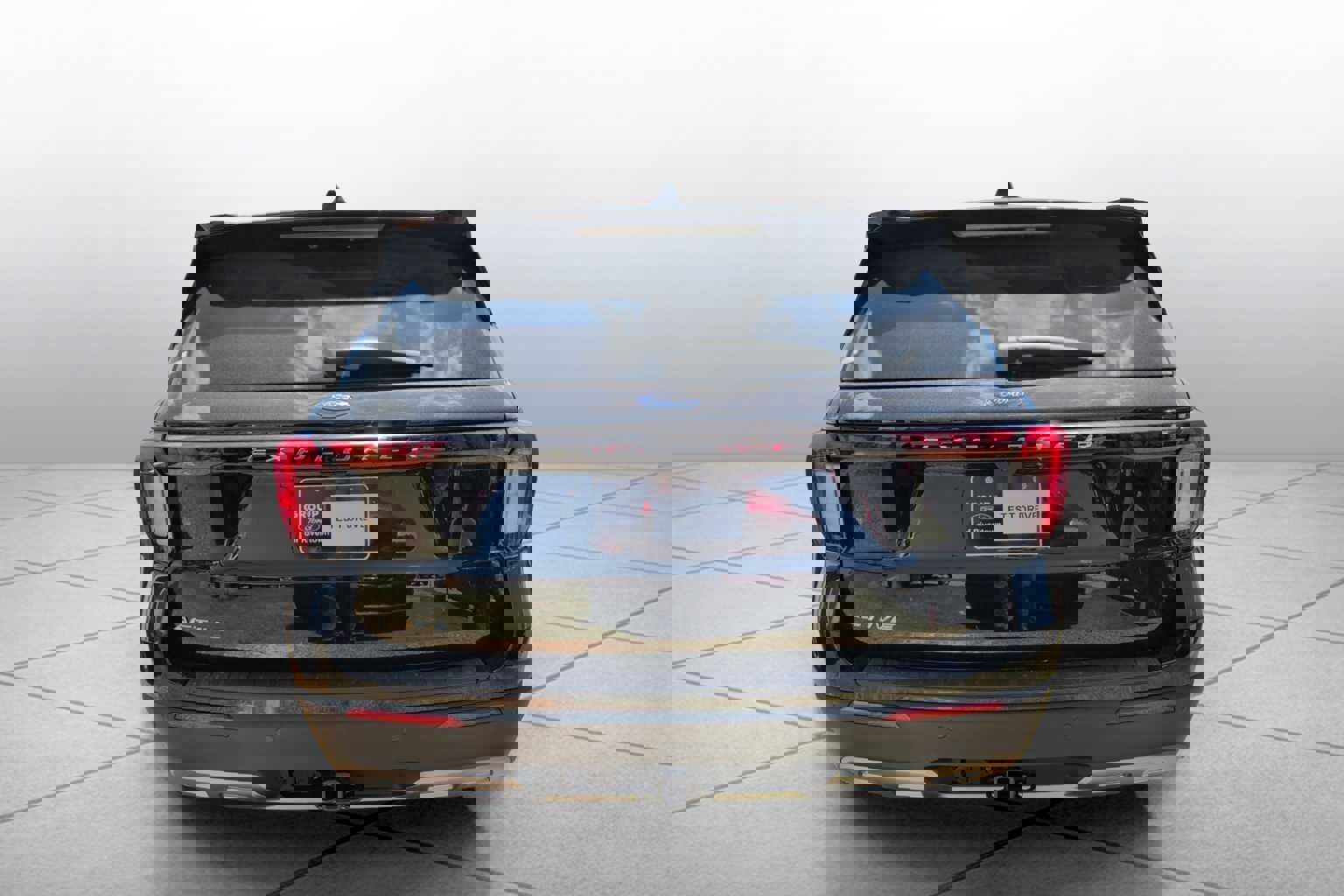 New 2026 Ford Explorer Active RWD image 14