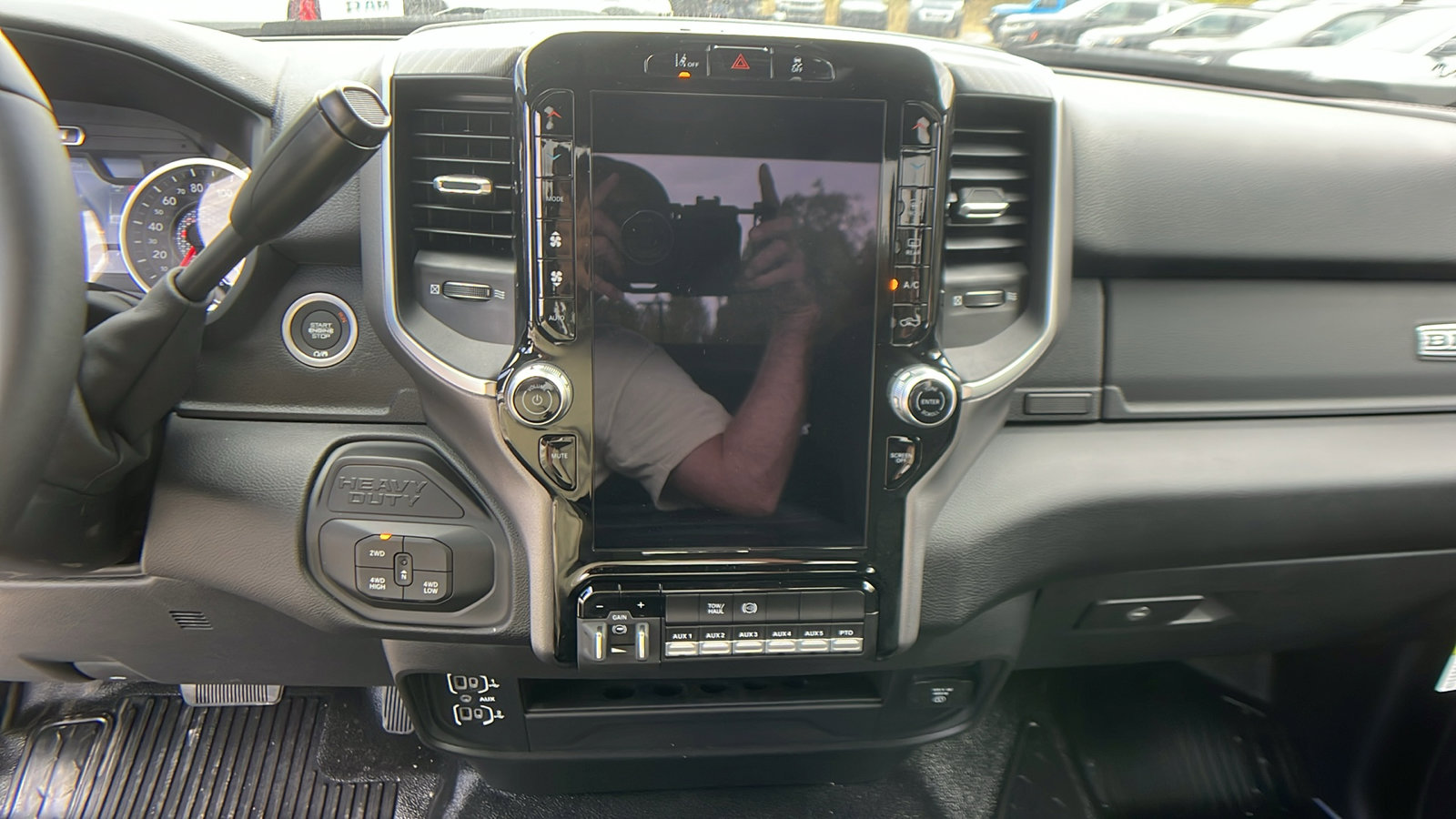 New 2025 RAM 5500 2WD Regular Cab image 25