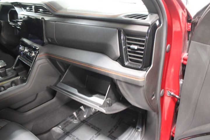 Used 2024 GMC Sierra 1500 AT4 w/ Technology Package image 30