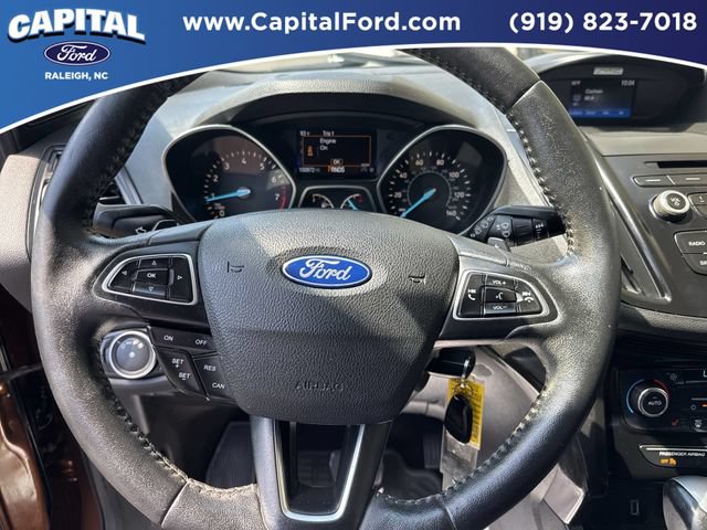 Used 2017 Ford Escape SE w/ SE Sport Appearance Package AWD/4WD image 25