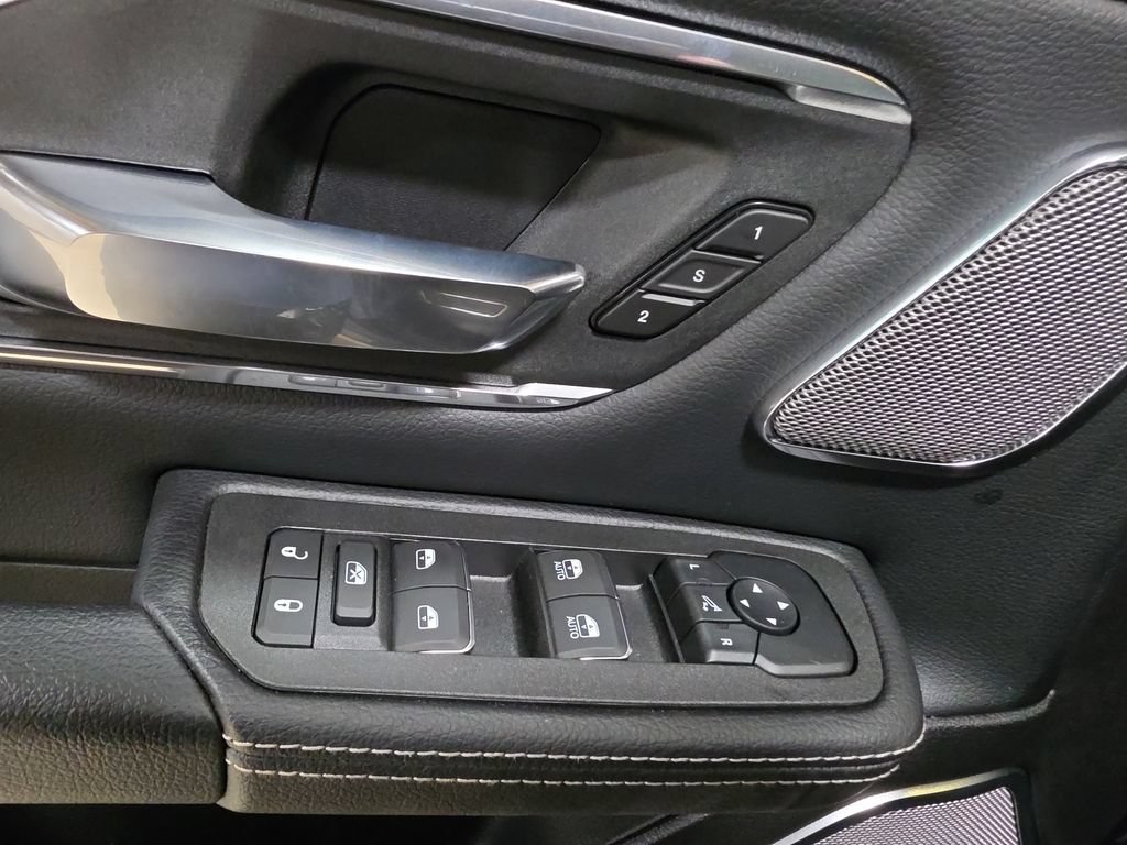 New 2027 RAM 1500 Laramie w/ Night Edition AWD/4WD image 15