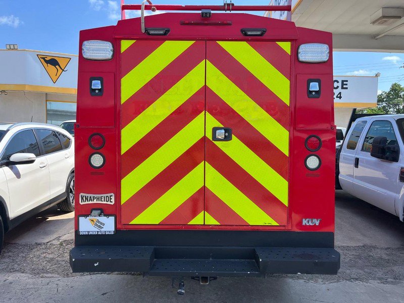 Used 2016 Chevrolet Express 3500 image 5