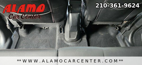 Used 2017 FIAT 500L Pop image 30