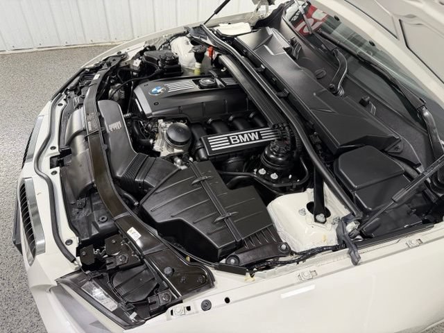 Used 2013 BMW 328i Convertible RWD image 29