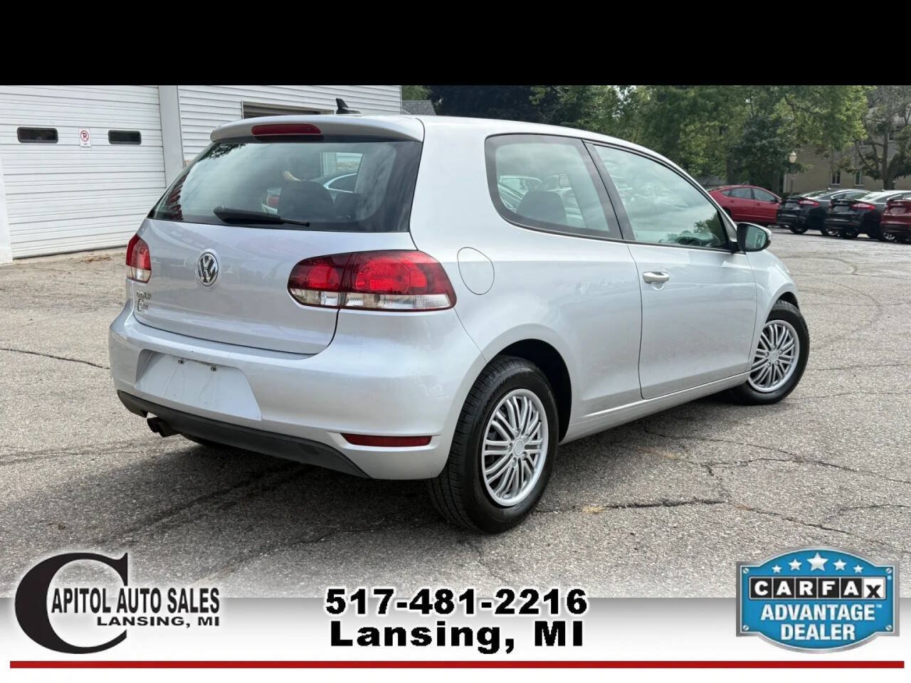 Used 2012 Volkswagen Golf 2-Door FWD image 8