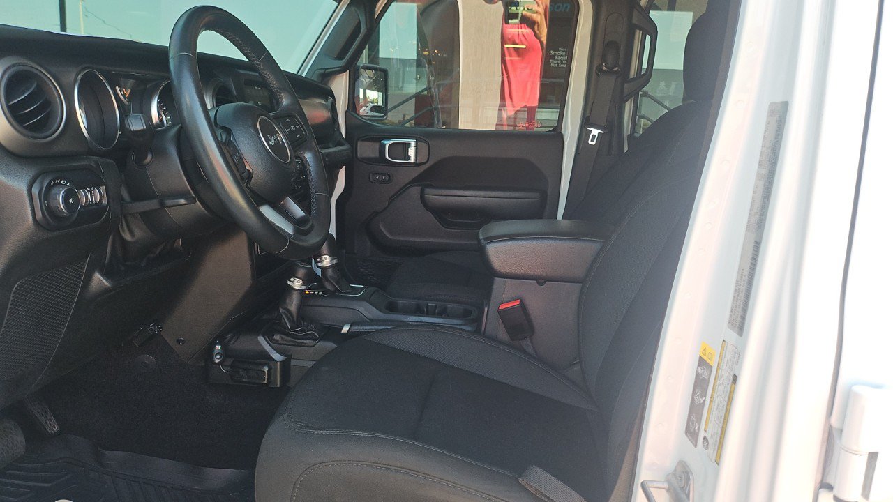 Used 2022 Jeep Wrangler Unlimited Sport AWD/4WD image 10