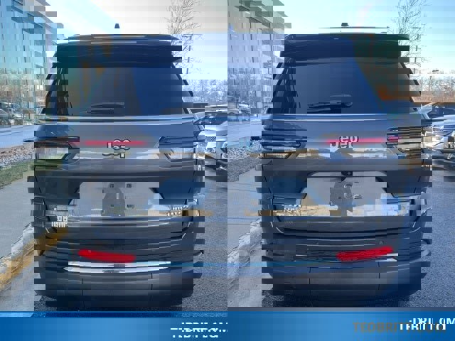 Used 2022 Jeep Grand Cherokee L Limited image 7