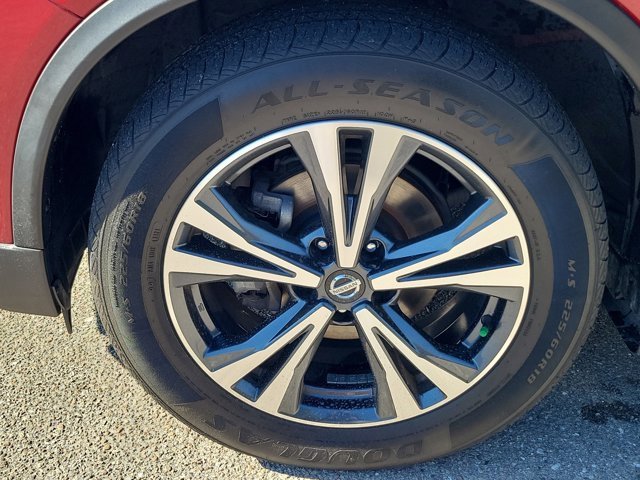 Used 2017 Nissan Rogue SL w/ SL Premium Package image 11