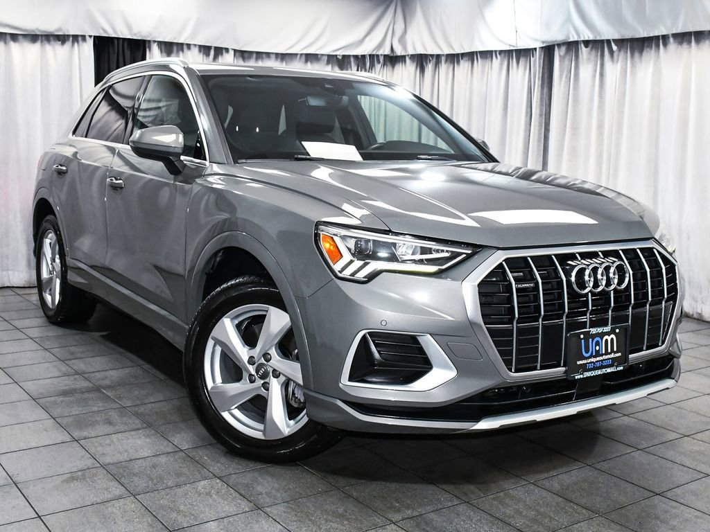 Used 2020 Audi Q3 2.0T Premium Plus w/ Premium Plus Package image 3