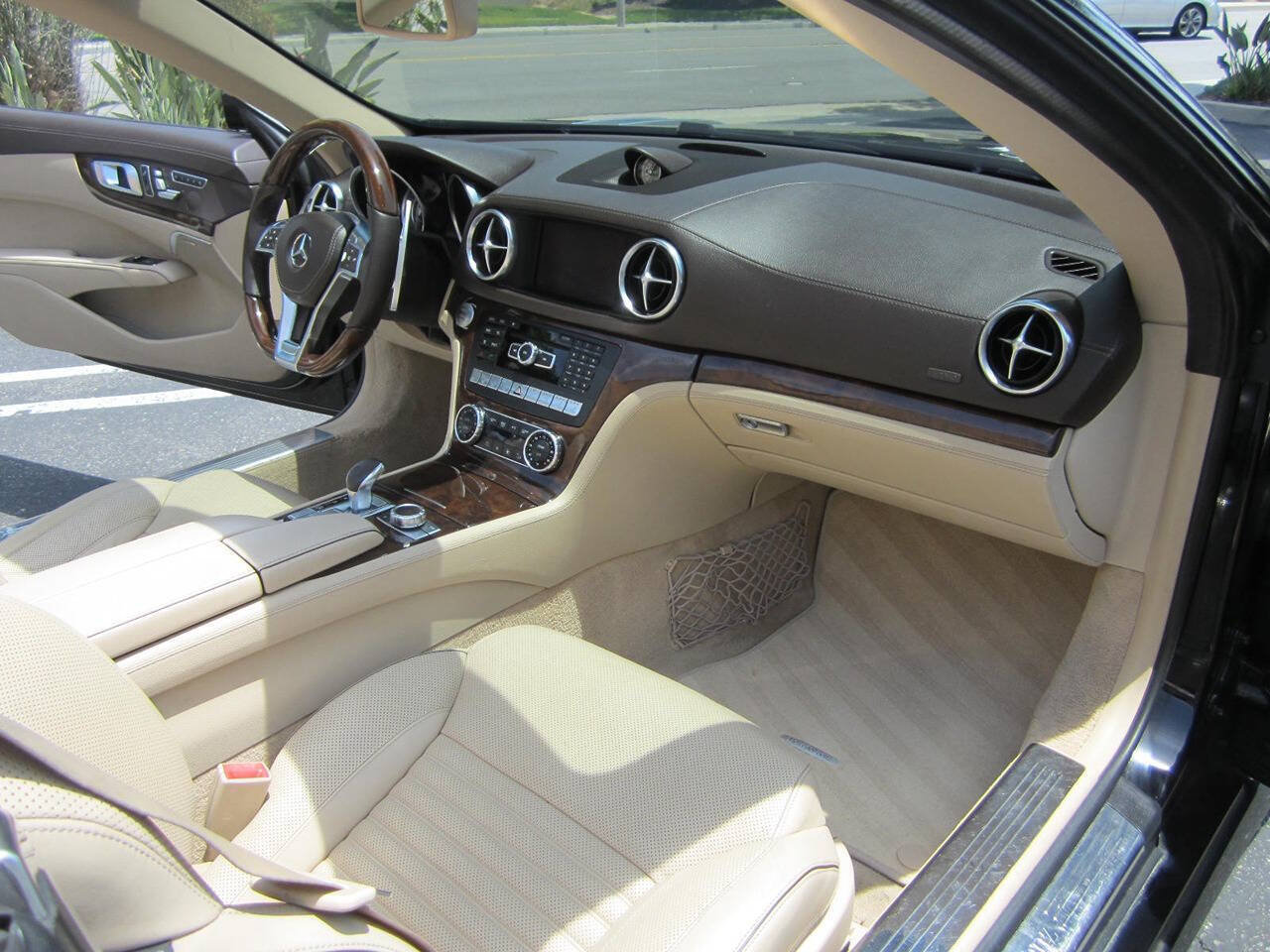 Used 2013 Mercedes-Benz SL 550 image 28
