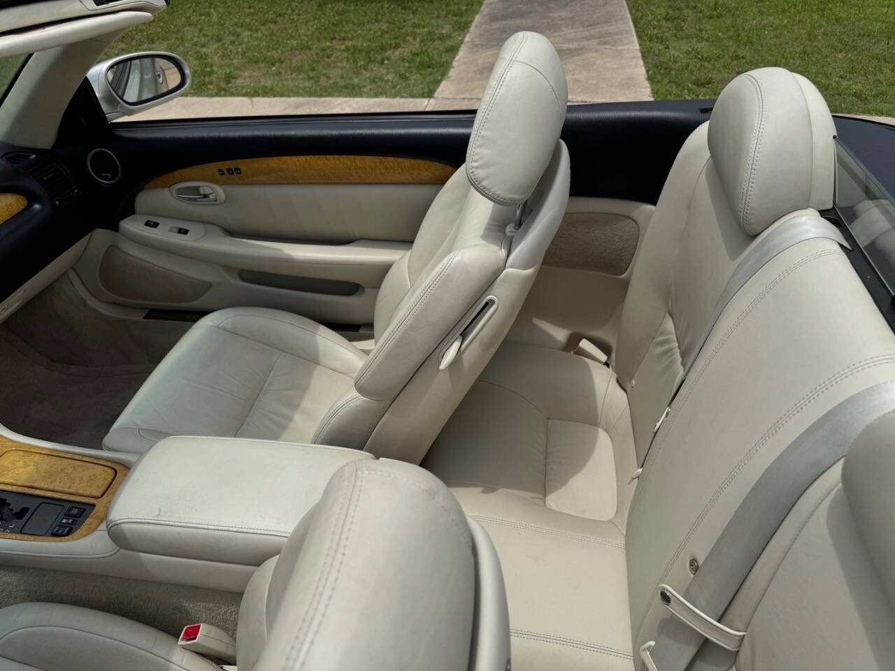 Used 2005 Lexus SC 430 Convertible RWD image 26