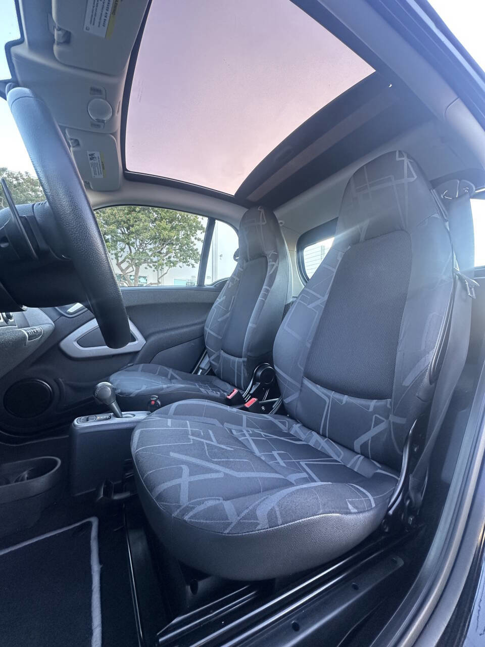 Used 2009 smart fortwo pure image 8