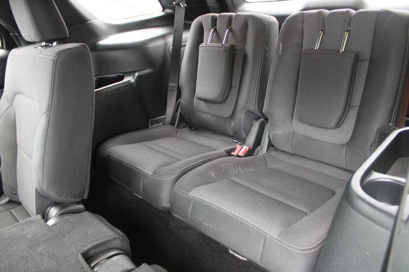 Used 2019 Ford Explorer XLT w/ Equipment Group 201A FWD image 14