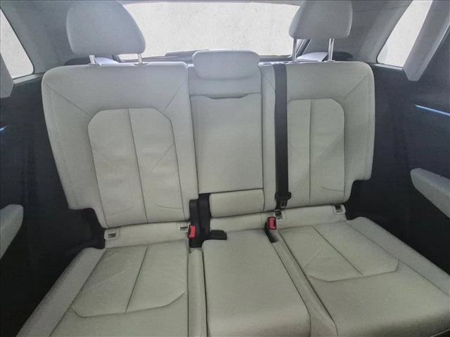 Used 2025 Audi Q3 2.0T Premium Plus w/ Premium Plus Package AWD/4WD image 23