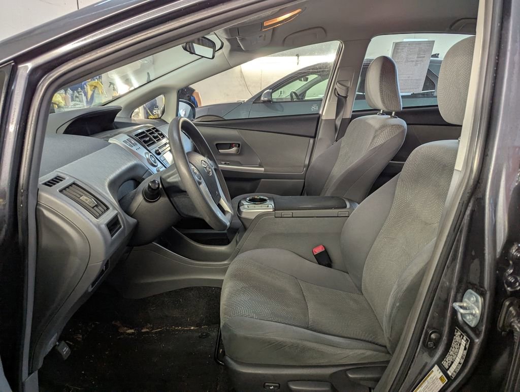 Used 2014 Toyota Prius V Three FWD image 16