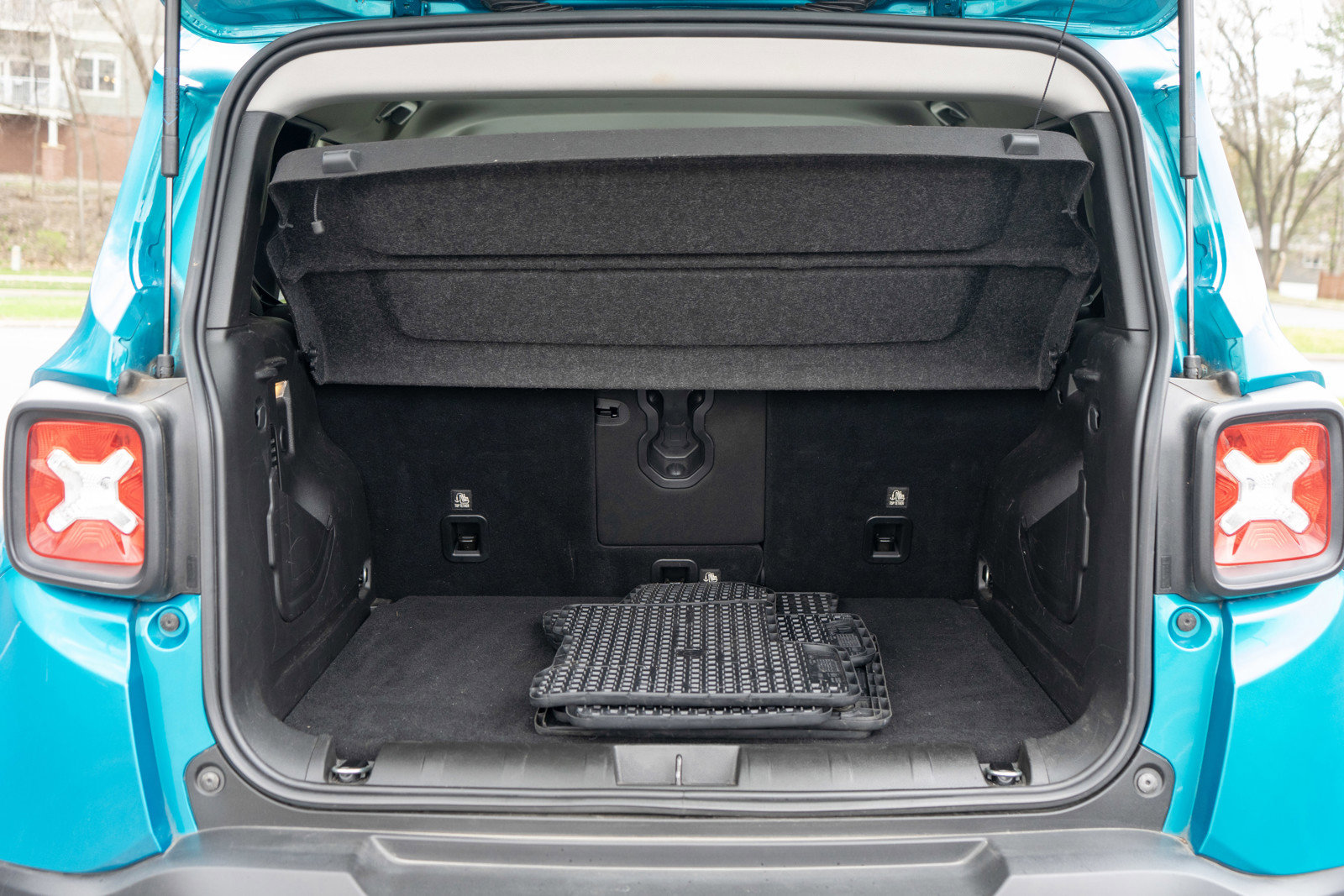 Used 2021 Jeep Renegade Trailhawk w/ Trailer Tow Group image 9