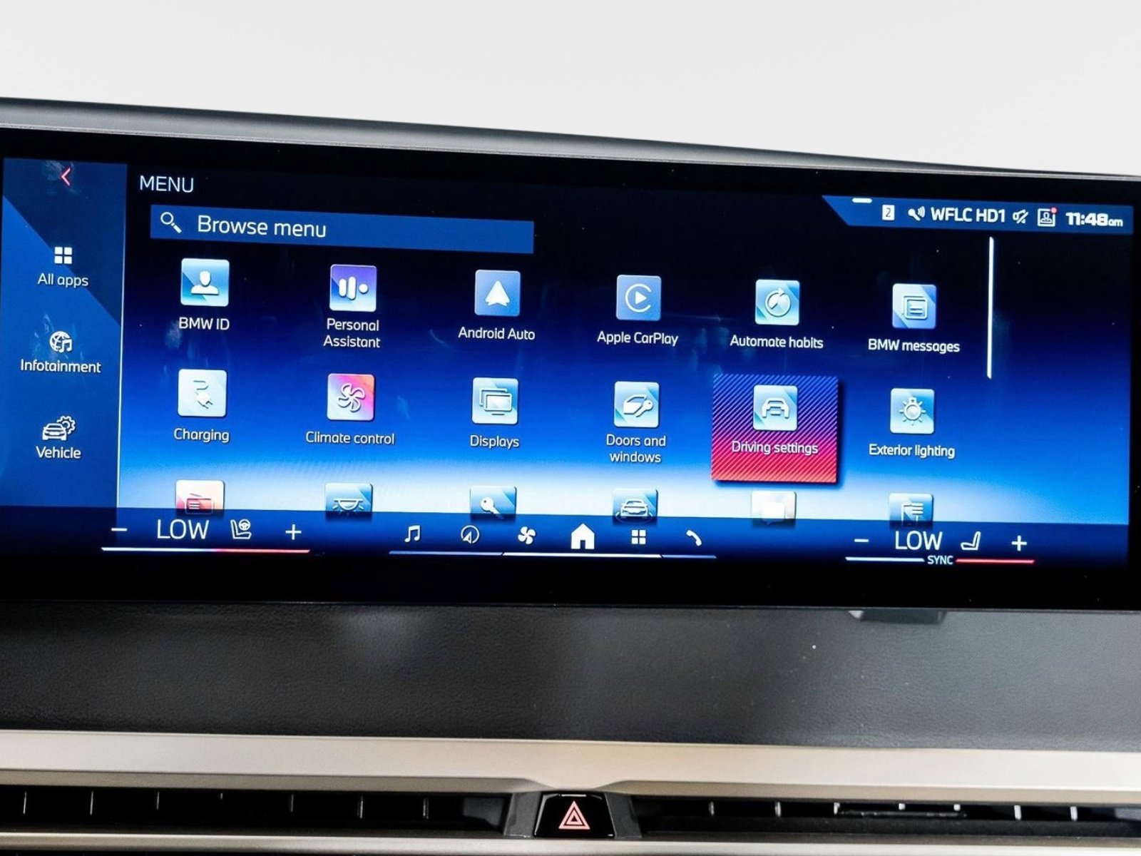 Used 2024 BMW iX M60 image 44