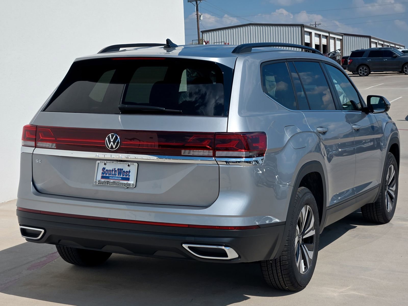 New 2026 Volkswagen Atlas SE image 5