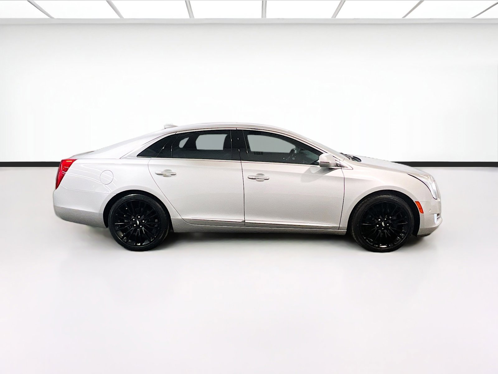 Used 2016 Cadillac XTS Luxury w/ Driver Awareness Package FWD image 26