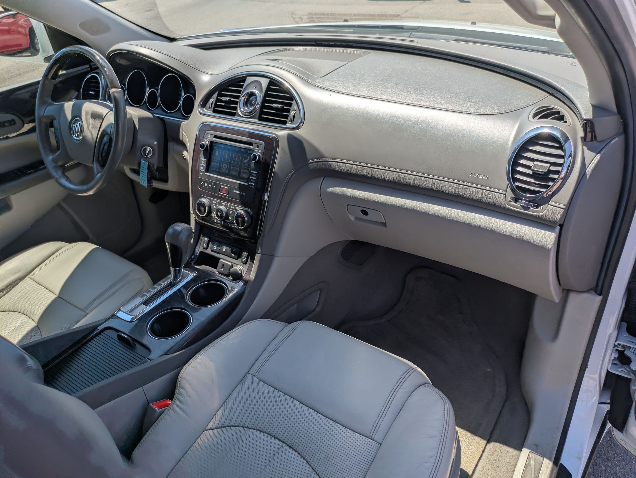 Used 2017 Buick Enclave Leather AWD/4WD image 31
