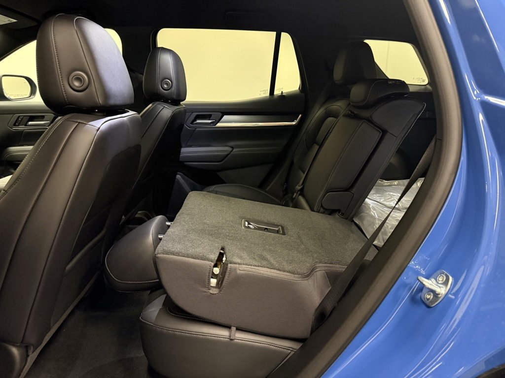 New 2026 GMC Terrain Elevation w/ Elevation Premium Package image 21