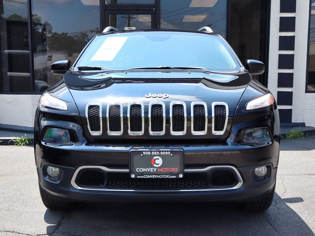 Used 2018 Jeep Cherokee Limited AWD/4WD image 3