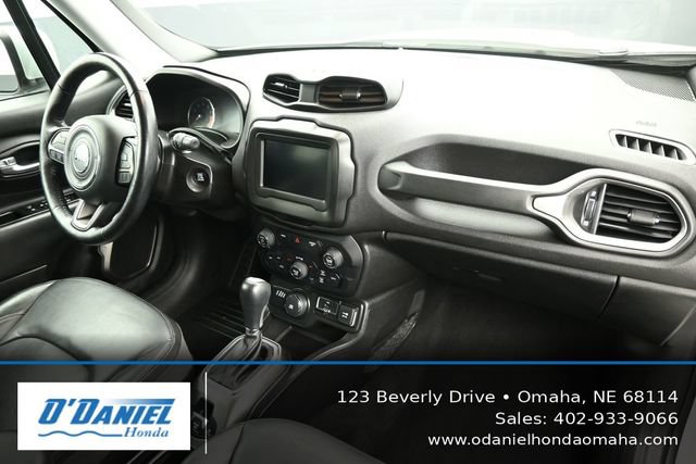 Used 2018 Jeep Renegade Limited AWD/4WD image 40