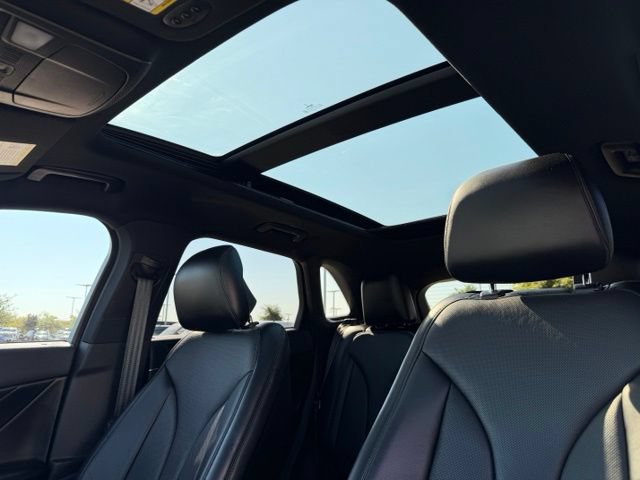 Used 2019 Lincoln MKC Reserve w/ MKC Climate Package FWD image 11