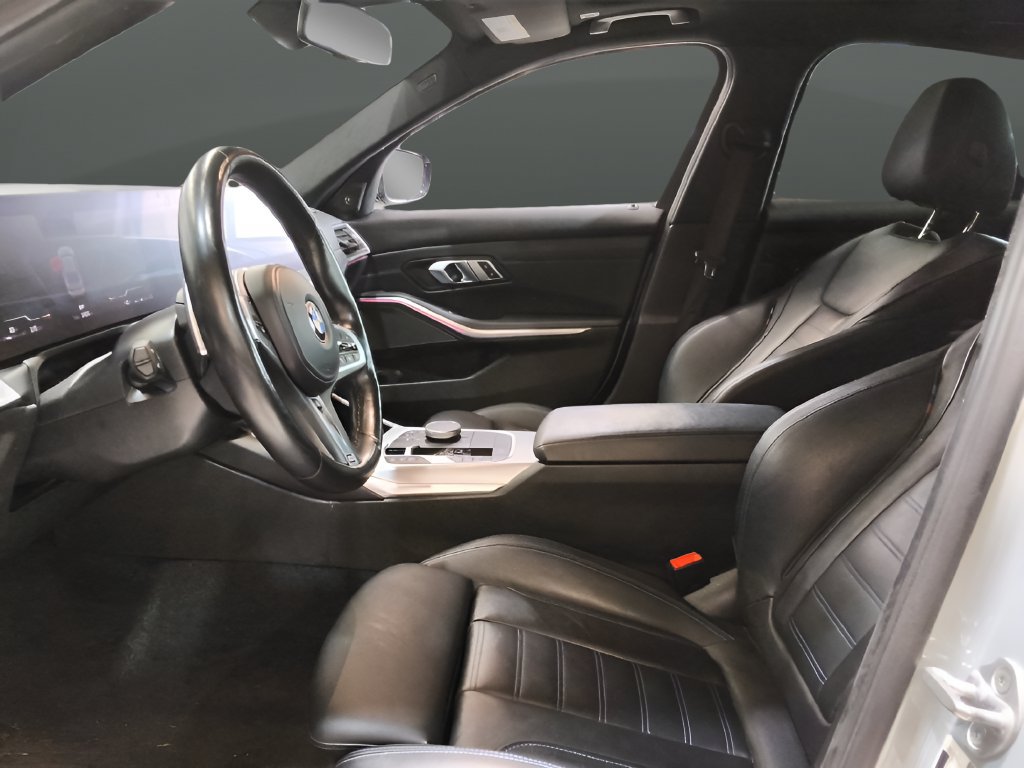 Used 2023 BMW M340i xDrive AWD/4WD image 11