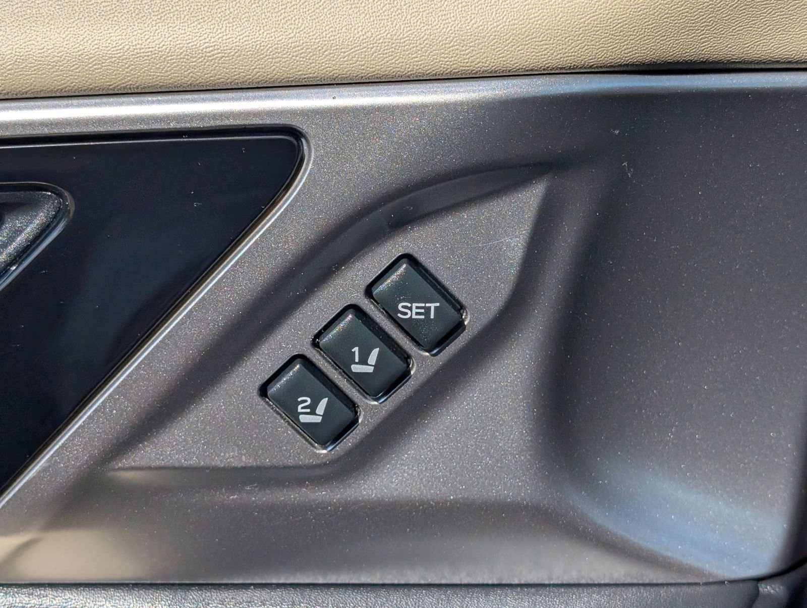 Used 2022 Subaru Outback Limited image 13