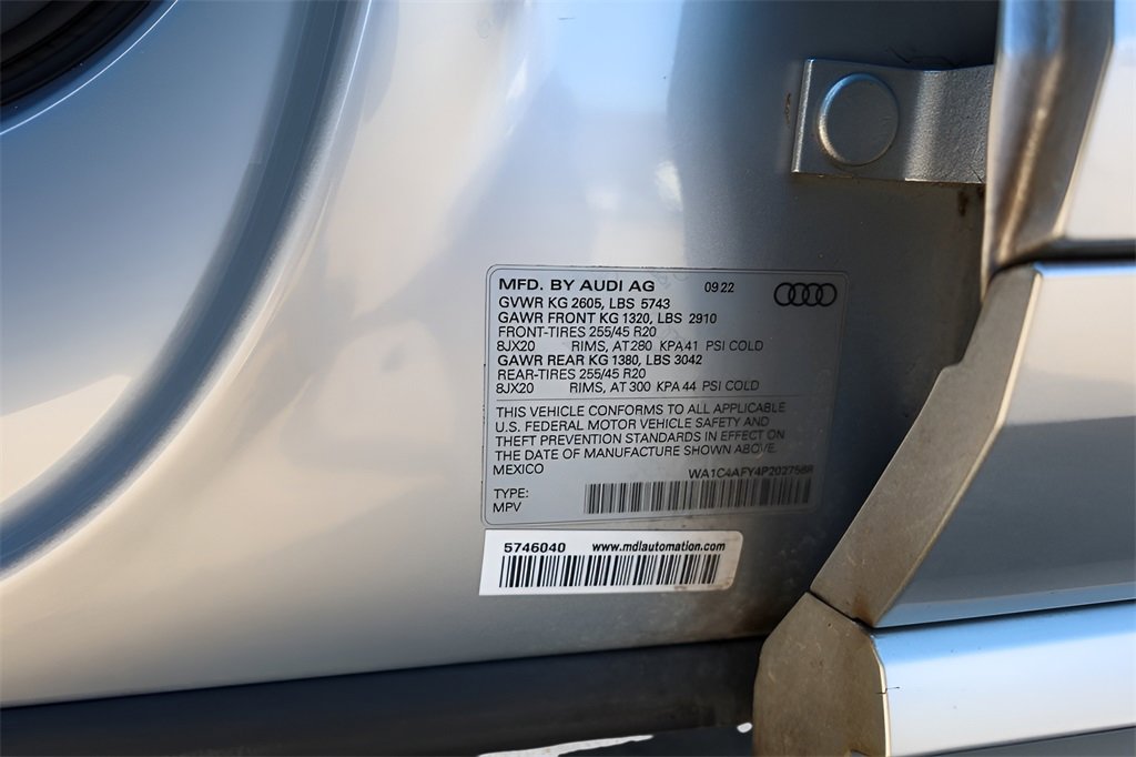 Used 2023 Audi SQ5 Prestige w/ Prestige Package image 29