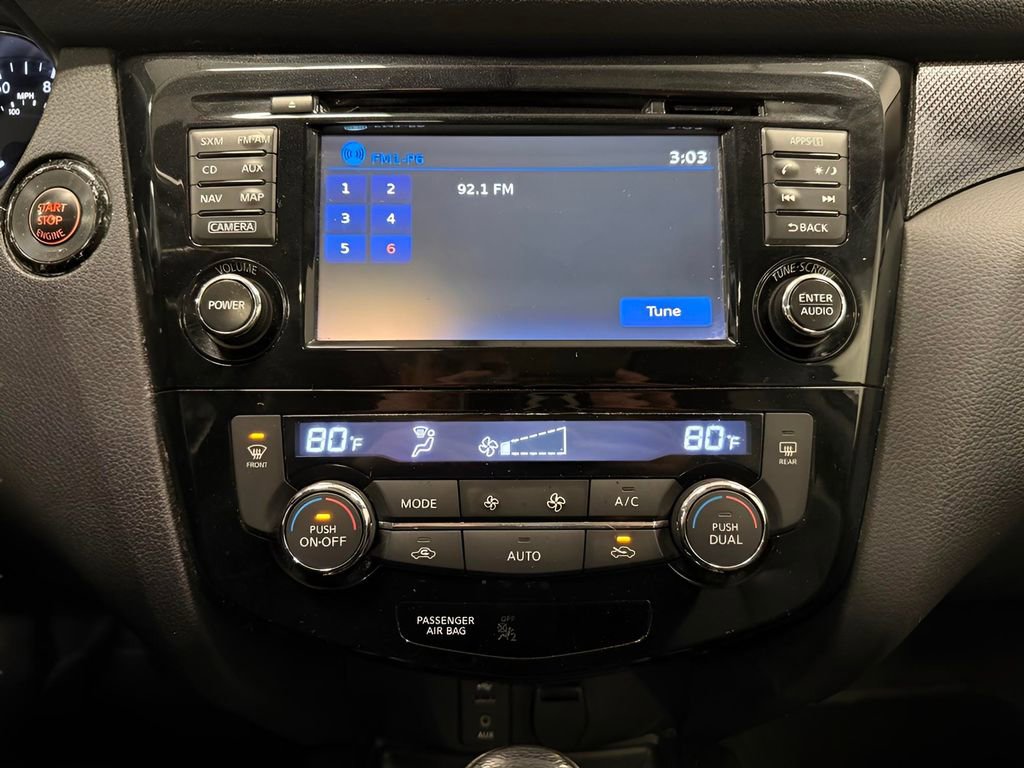 Used 2016 Nissan Rogue SL w/ SL Premium Package image 23