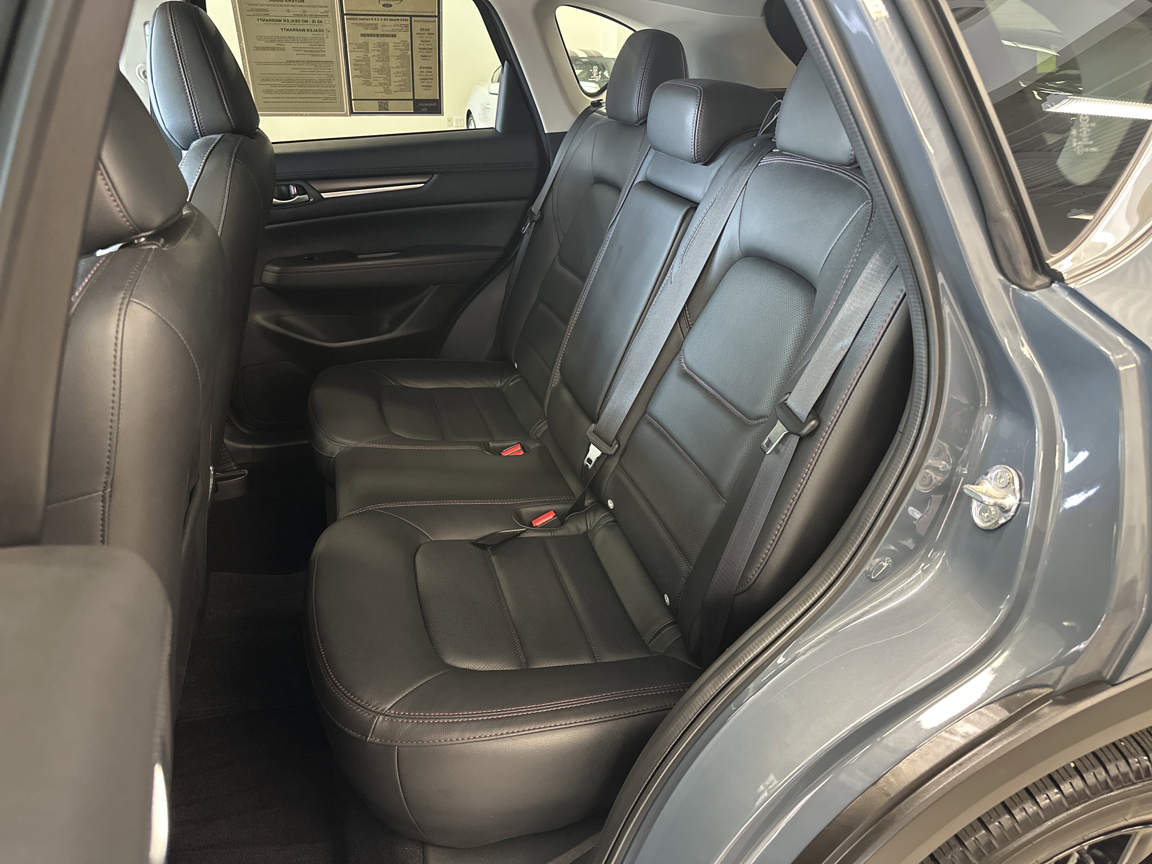 Used 2023 MAZDA CX-5 Carbon Edition image 6