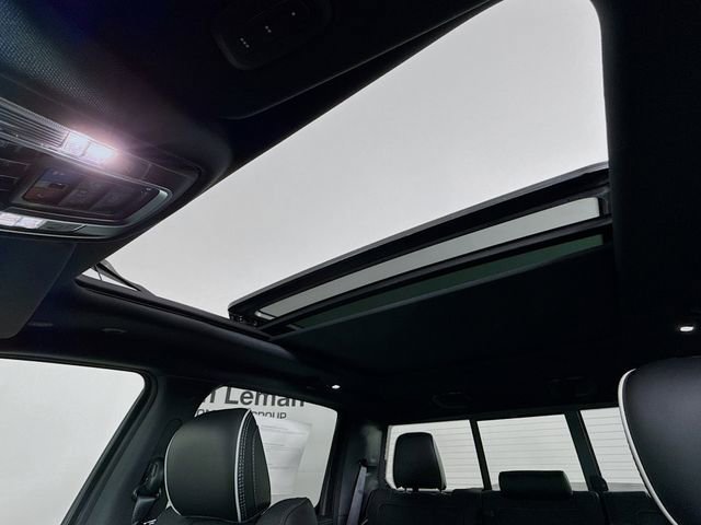 New 2025 RAM 1500 Limited image 23