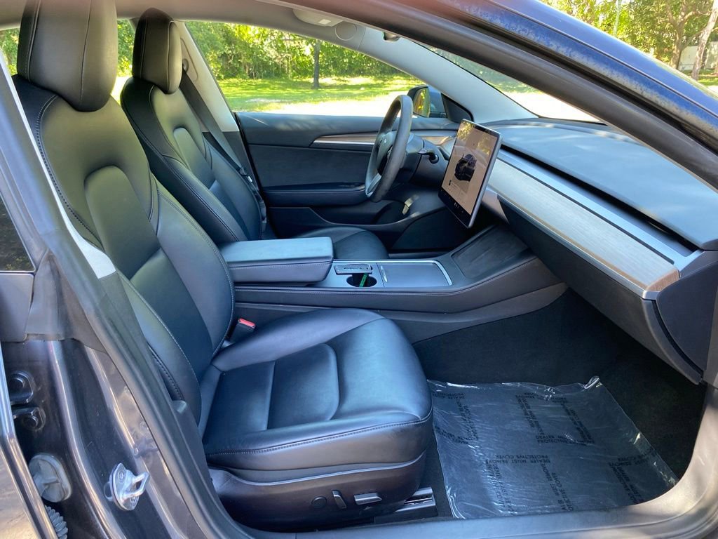 Used 2022 Tesla Model 3 Long Range AWD/4WD image 16