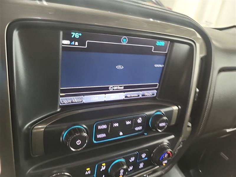 Used 2019 Chevrolet Silverado 2500 High Country AWD/4WD image 14