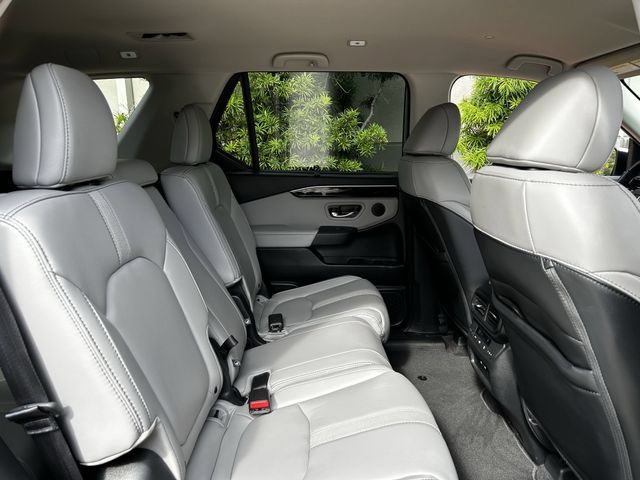 Used 2025 Honda Pilot EX-L image 32